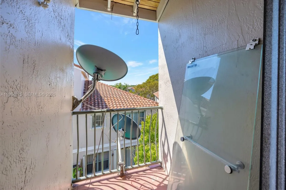 12662 NW 14th St, Sunrise FL 33323