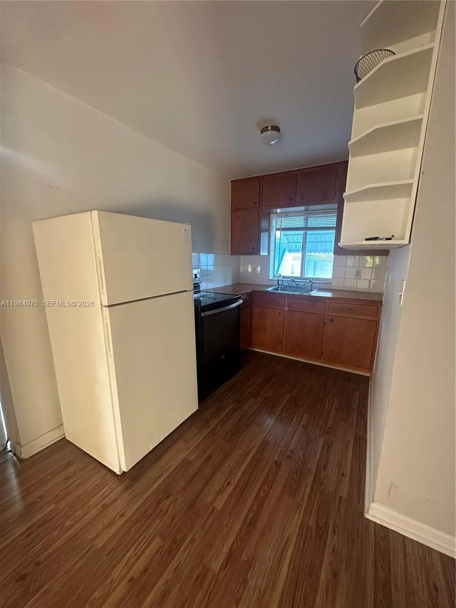 5743 Lincoln St # 1, Hollywood FL 33021