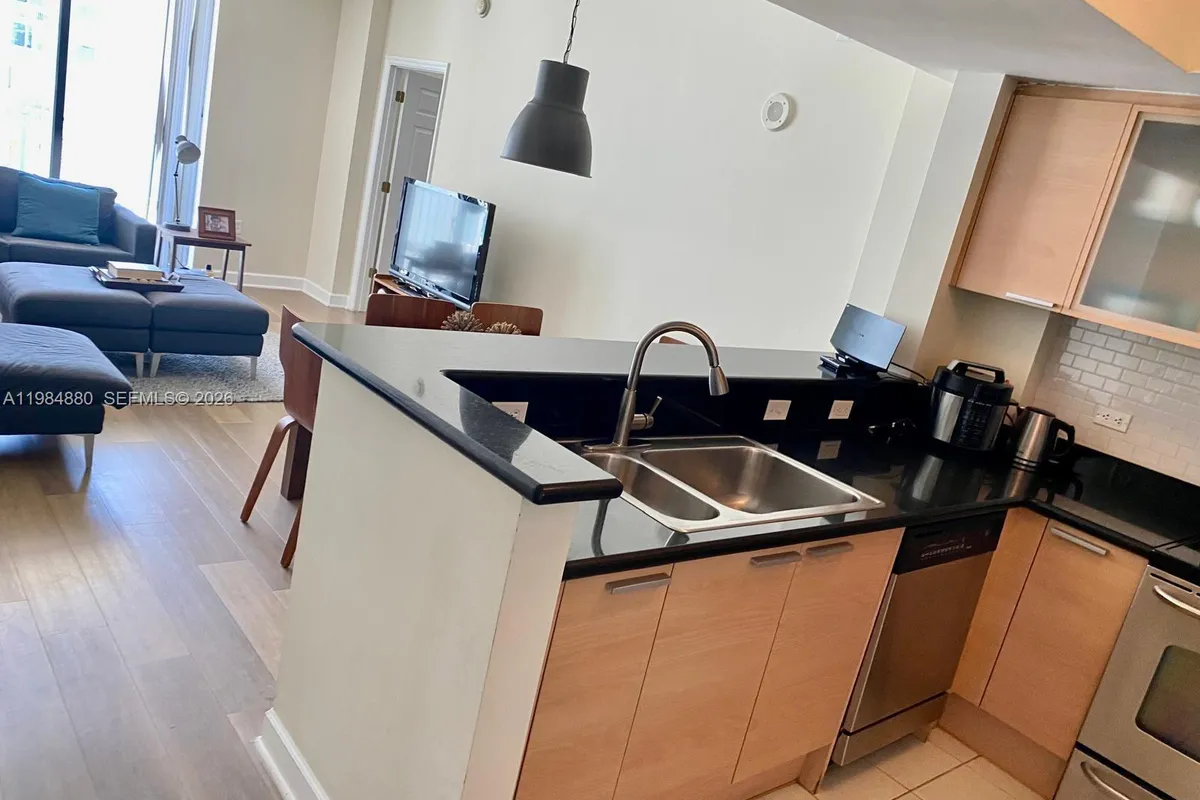 140 S Dixie Hwy # 704, Hollywood FL 33020