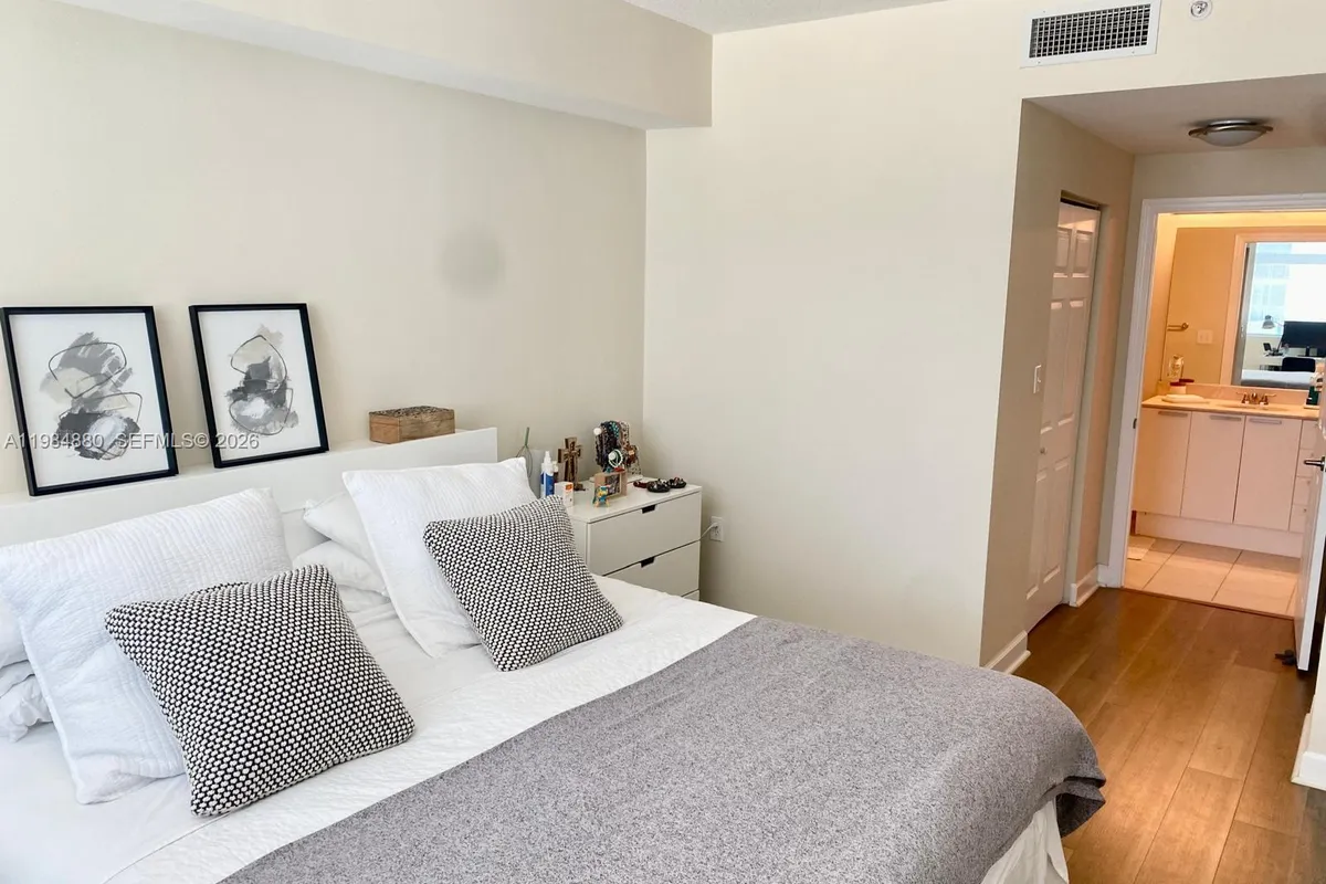 140 S Dixie Hwy # 704, Hollywood FL 33020