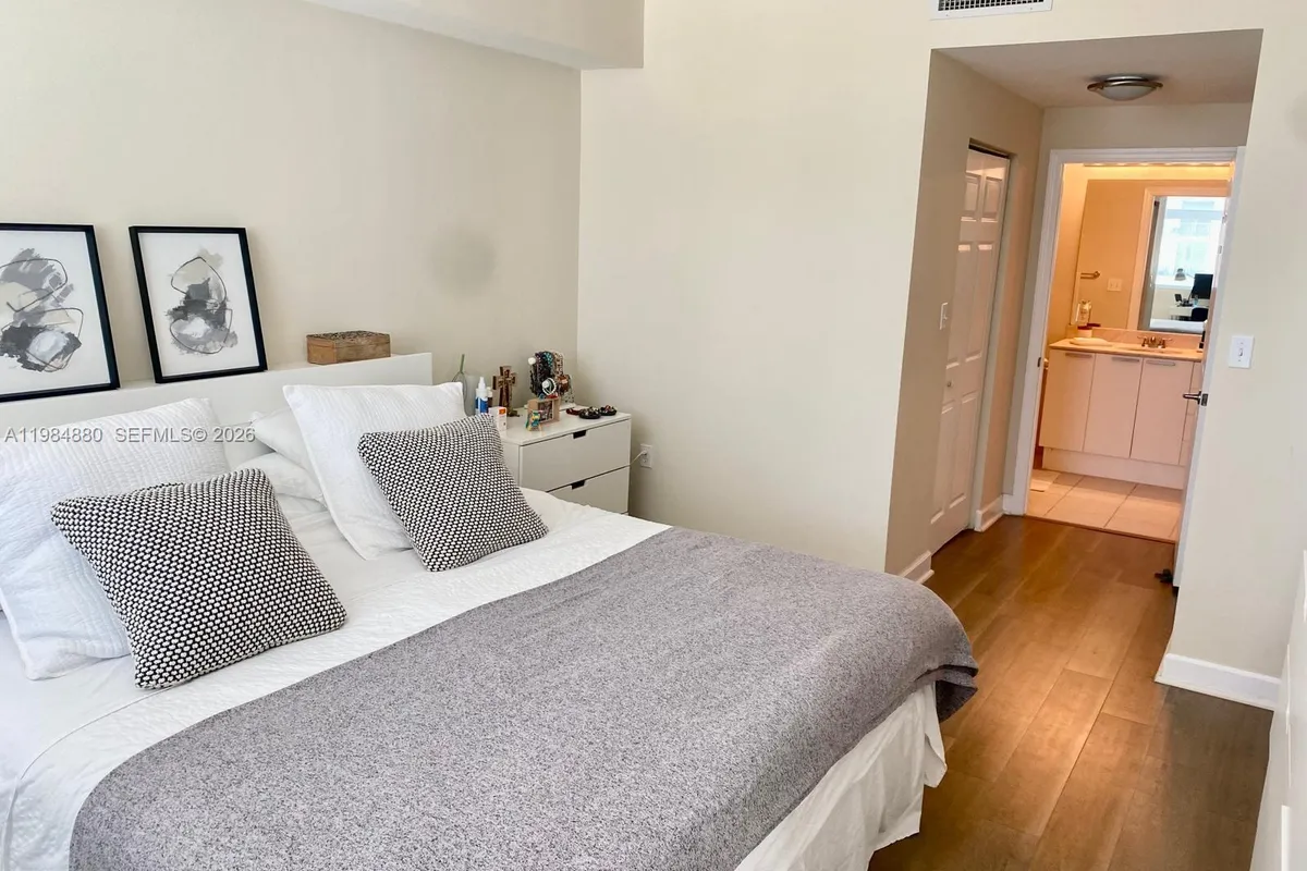 140 S Dixie Hwy # 704, Hollywood FL 33020