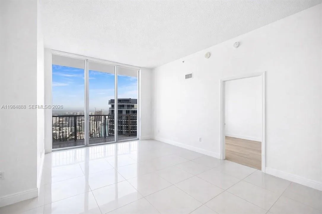 1750 N Bayshore Dr # 3811, Miami FL 33132