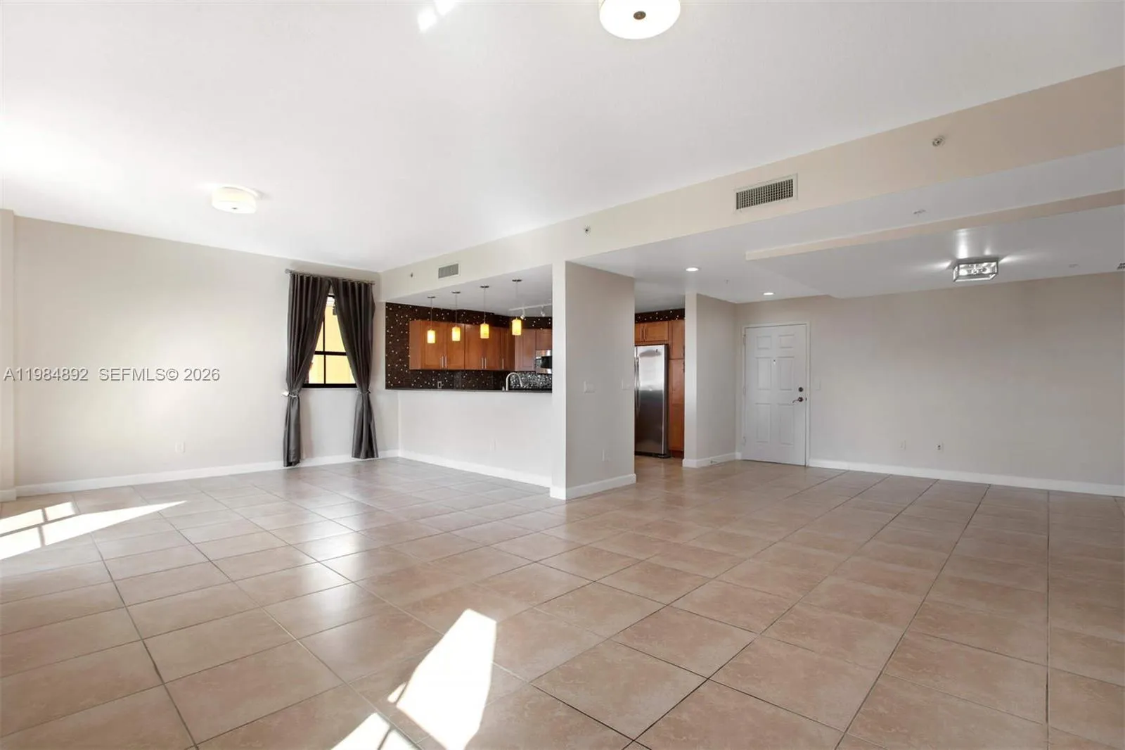 8390 SW 72nd Ave # 412, Miami FL 33143