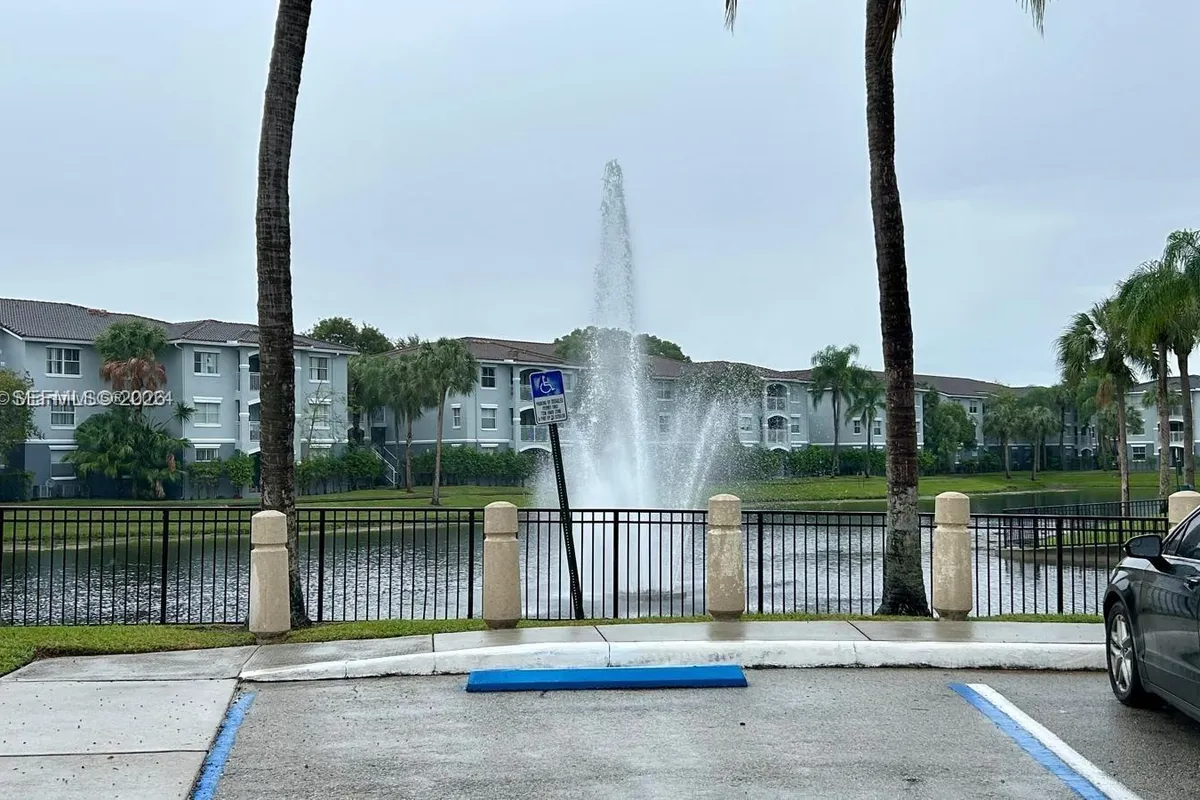 155 NW 96th Ter # 201, Pembroke Pines FL 33024