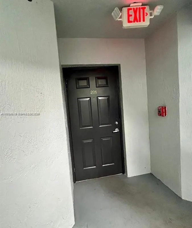 155 NW 96th Ter # 201, Pembroke Pines FL 33024