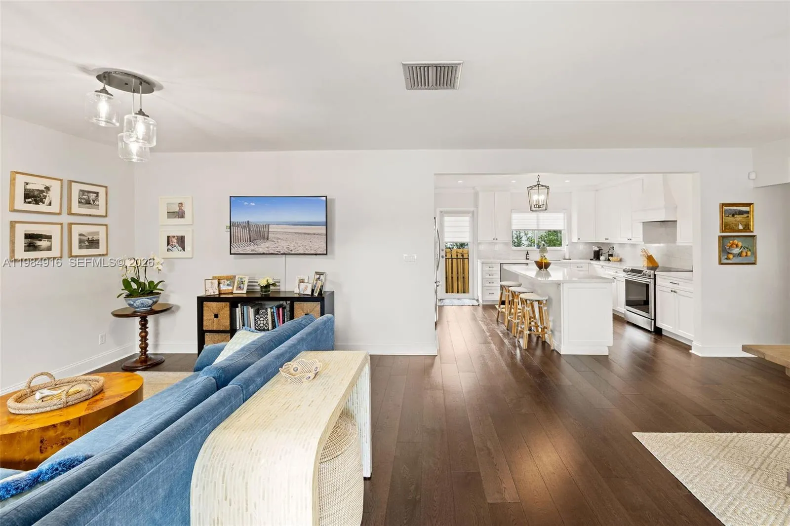 9880 NE 9th Ave, Miami Shores FL 33138