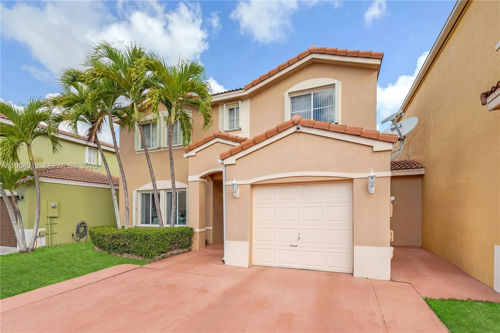 16323 SW 97th St, Miami FL 33196