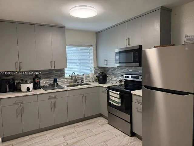 6278 W 22nd Ct # 5, Hialeah FL 33016