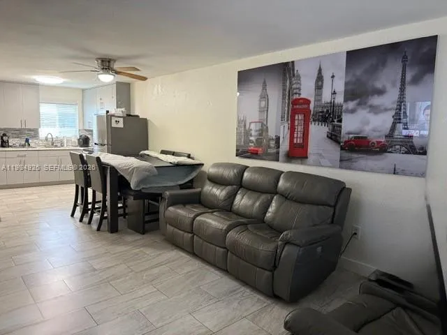 6278 W 22nd Ct # 5, Hialeah FL 33016