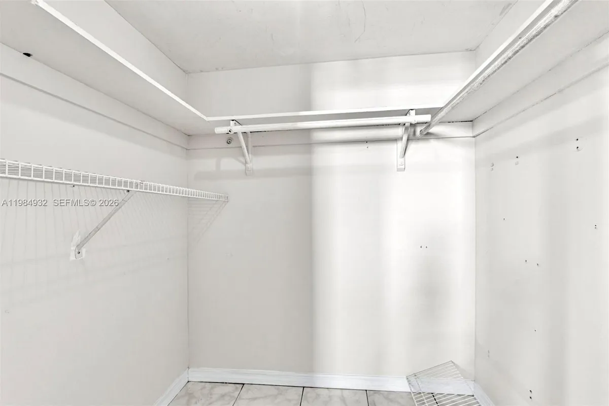 1830 Dixieanna St # 102, Hollywood FL 33020