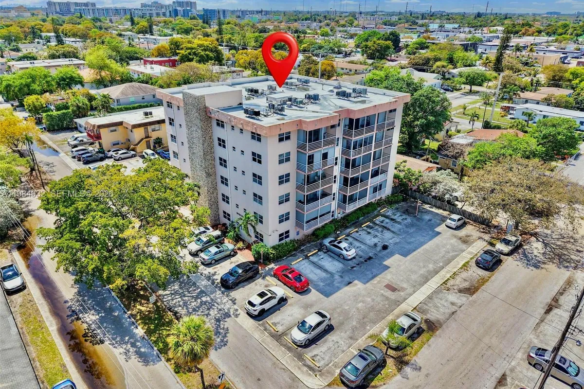 1830 Dixieanna St # 102, Hollywood FL 33020