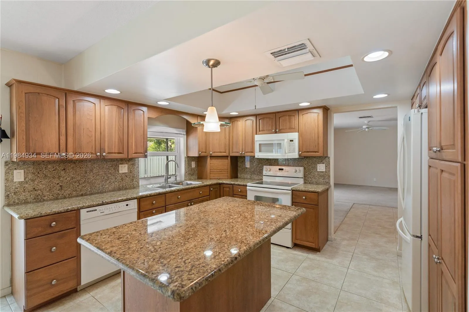 19900 SW 87th Ct, Cutler Bay FL 33157