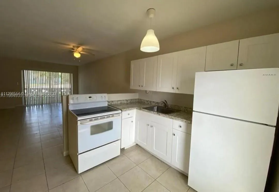 1600 NE 114th St # 104, Miami FL 33181