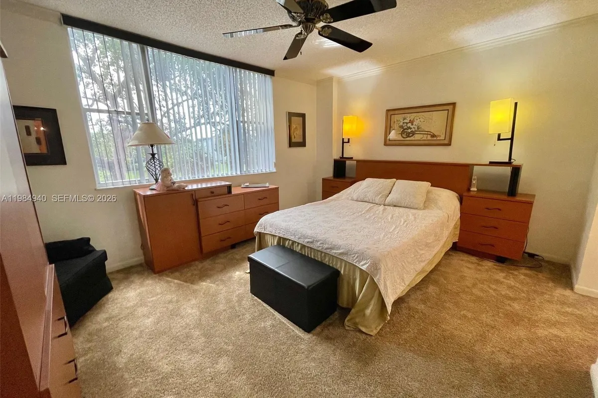 3850 Washington St # 214, Hollywood FL 33021