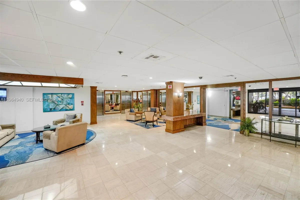 3850 Washington St # 214, Hollywood FL 33021