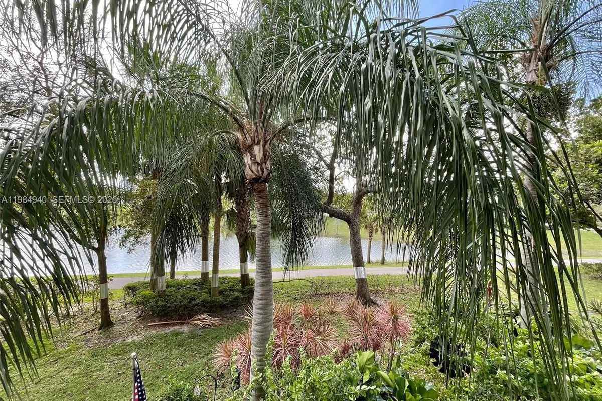 3850 Washington St # 214, Hollywood FL 33021