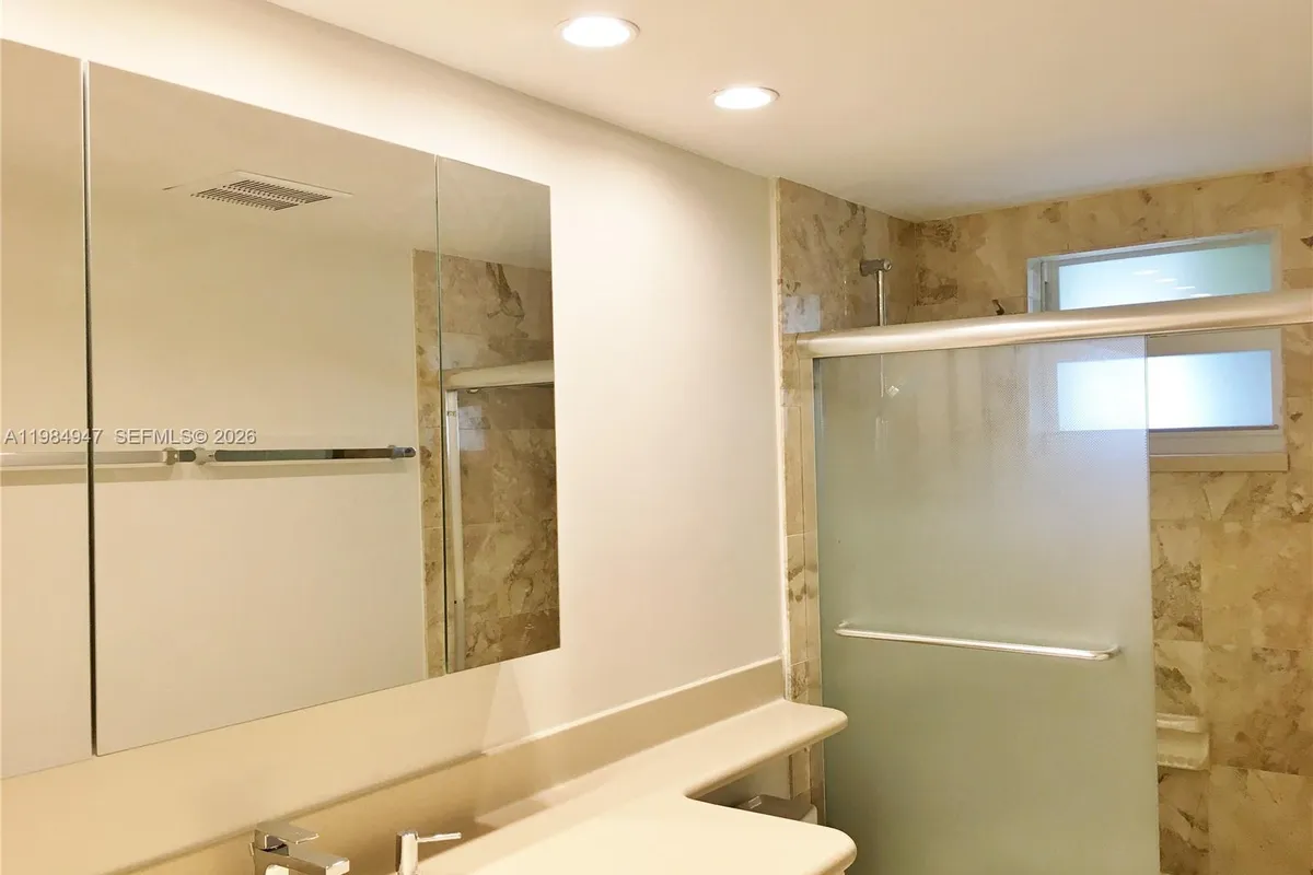 100 Edgewater Dr # 342, Coral Gables FL 33133