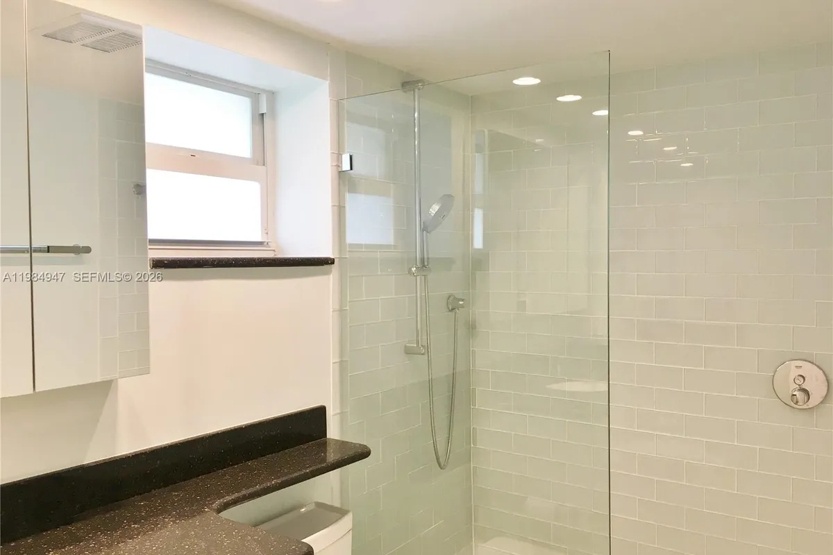 100 Edgewater Dr # 342, Coral Gables FL 33133