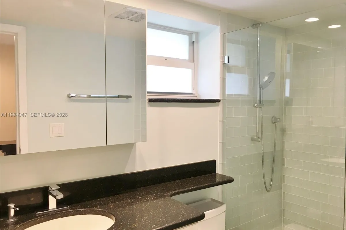 100 Edgewater Dr # 342, Coral Gables FL 33133