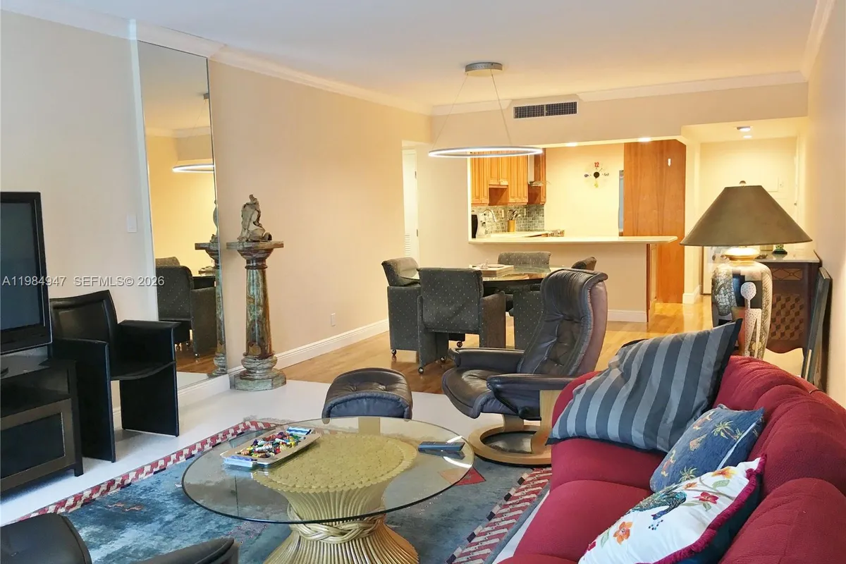 100 Edgewater Dr # 342, Coral Gables FL 33133