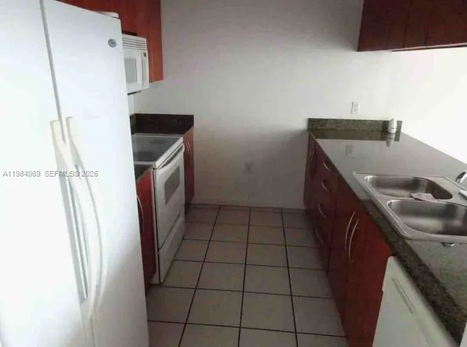 1200 Brickell Bay Dr # 2618, Miami FL 33131