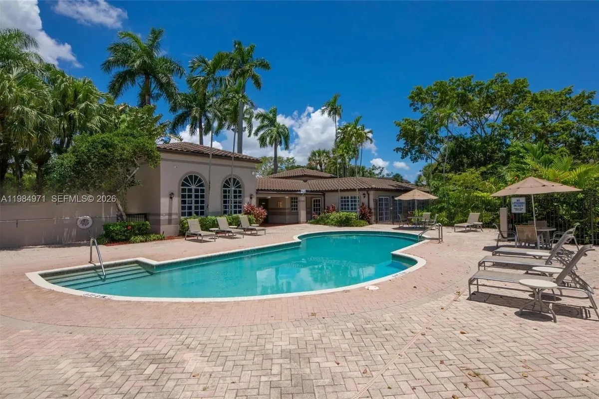 9849 Nob Hill Ln # 9849, Sunrise FL 33351