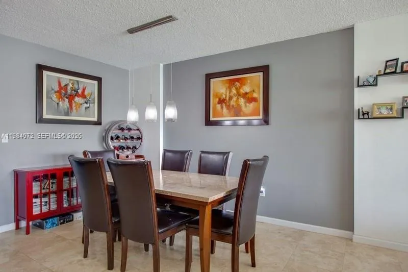 2455 Flamingo Dr # 201, Miami Beach FL 33140