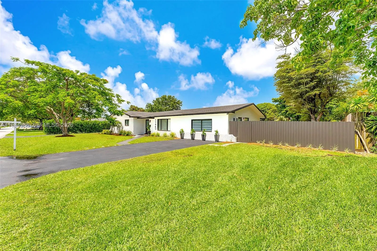 11640 SW 99th Ct, Miami FL 33176