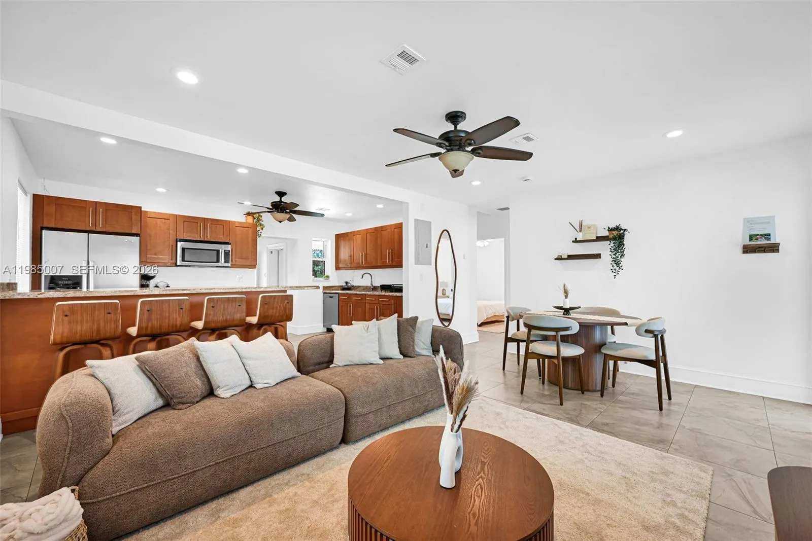 1328 N Andrews Ave, Fort Lauderdale FL 33311