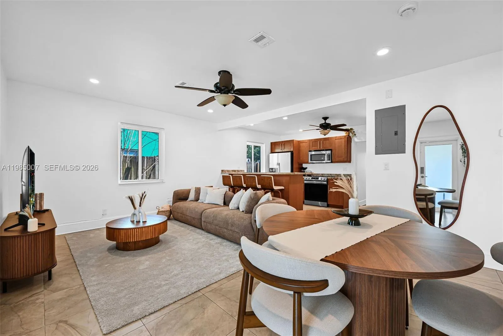 1328 N Andrews Ave, Fort Lauderdale FL 33311