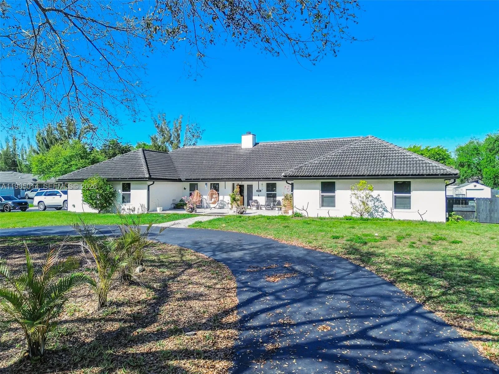 5431 SW 109th Ave, Davie FL 33328