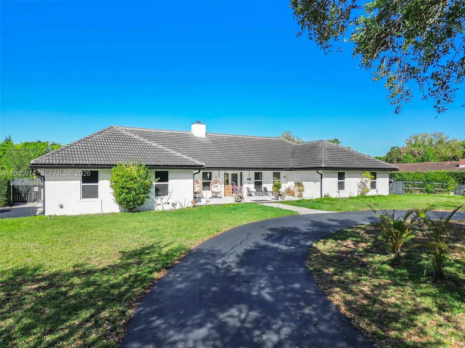 5431 SW 109th Ave, Davie FL 33328