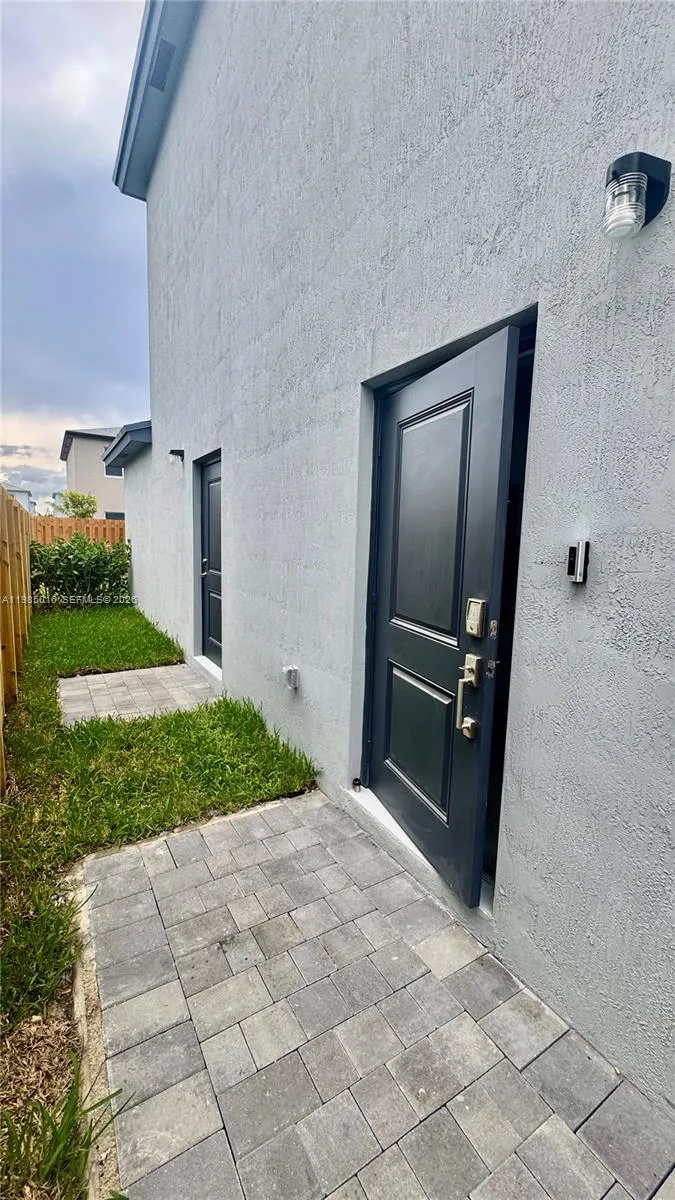 19479 SW 340th St # 2, Homestead FL 33034