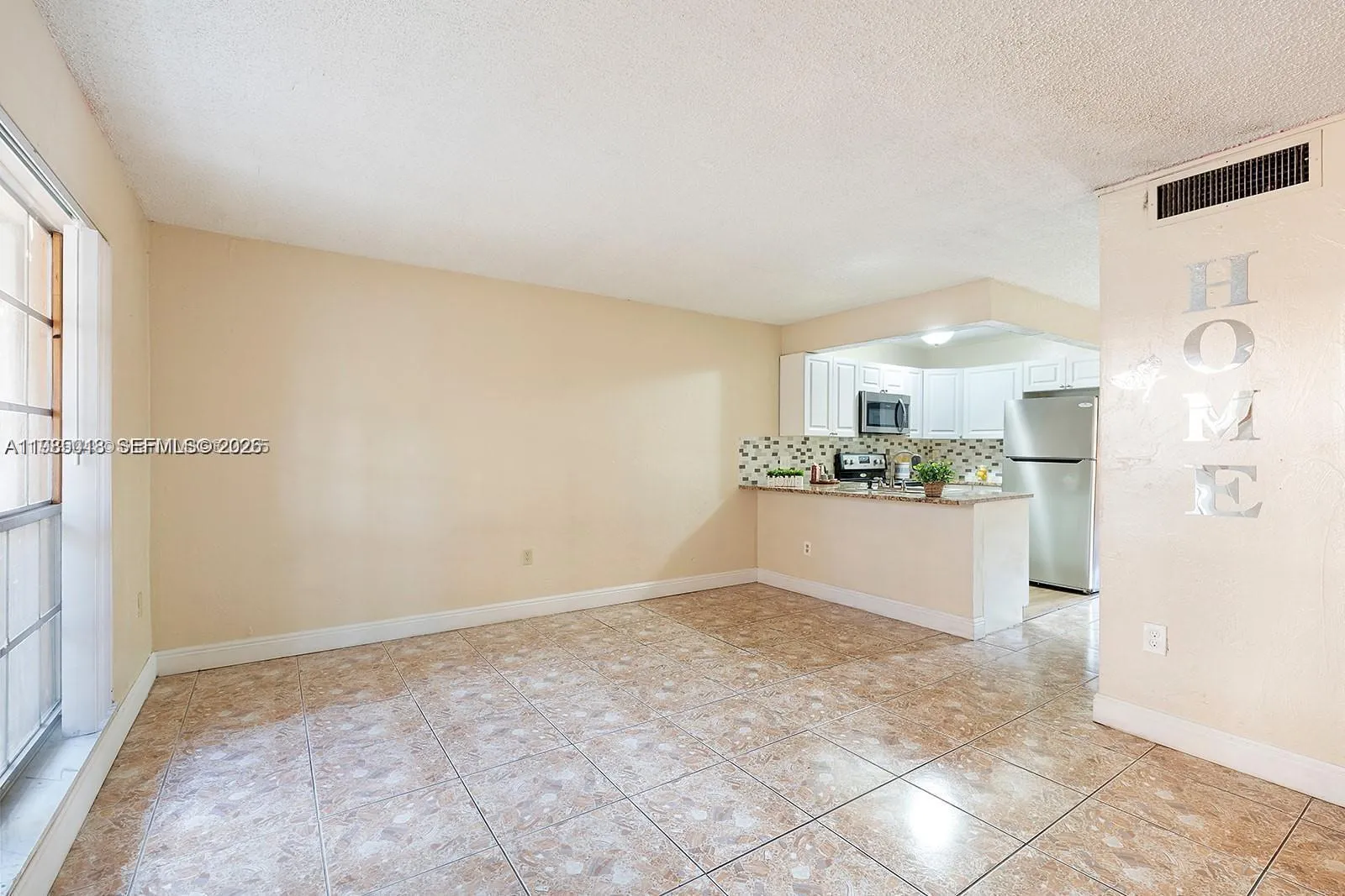 7241 Miami Lakes Dr # D9, Miami Lakes FL 33014