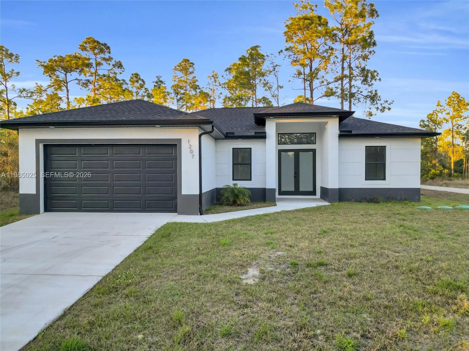 2700 42nd St W, Lehigh Acres FL 33971