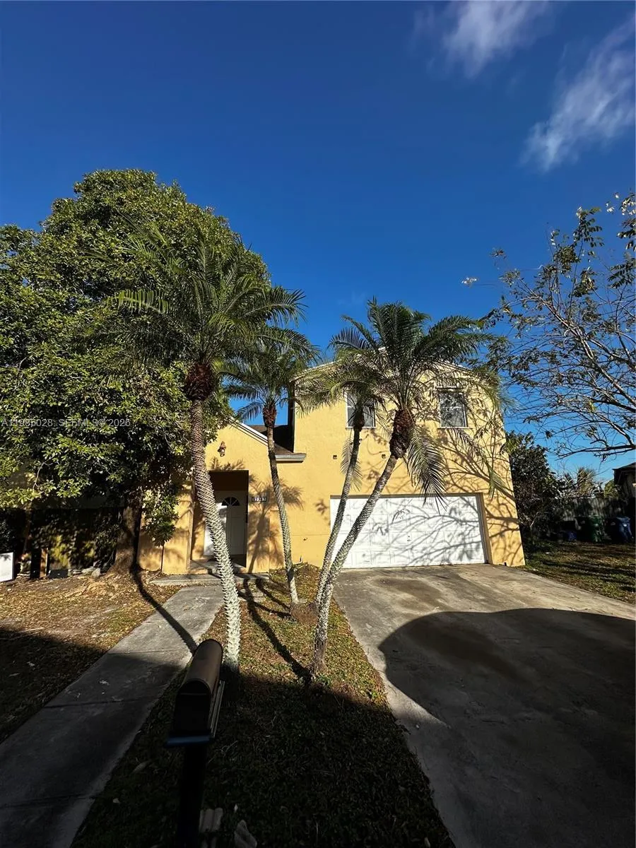27347 SW 117th Pl, Homestead FL 33032
