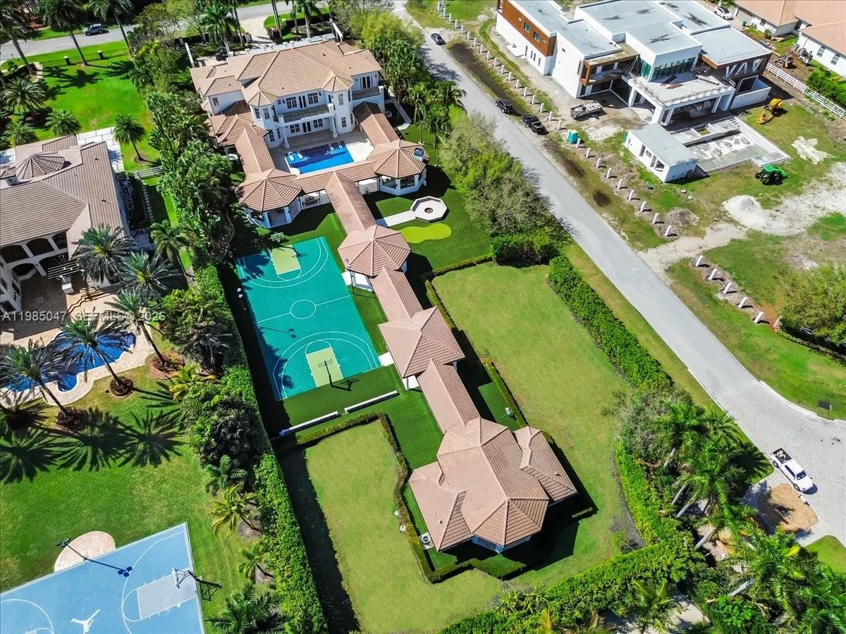 16755 Berkshire Ct, Southwest Ranches FL 33331