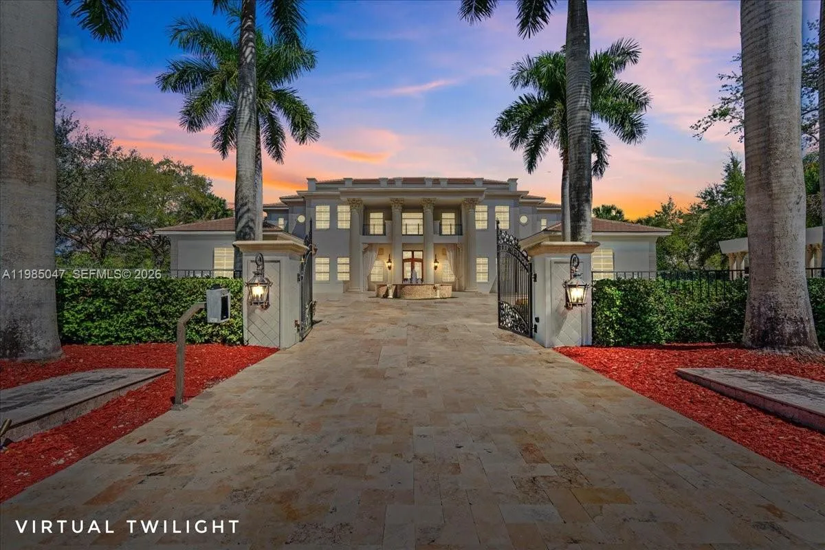 16755 Berkshire Ct, Southwest Ranches FL 33331