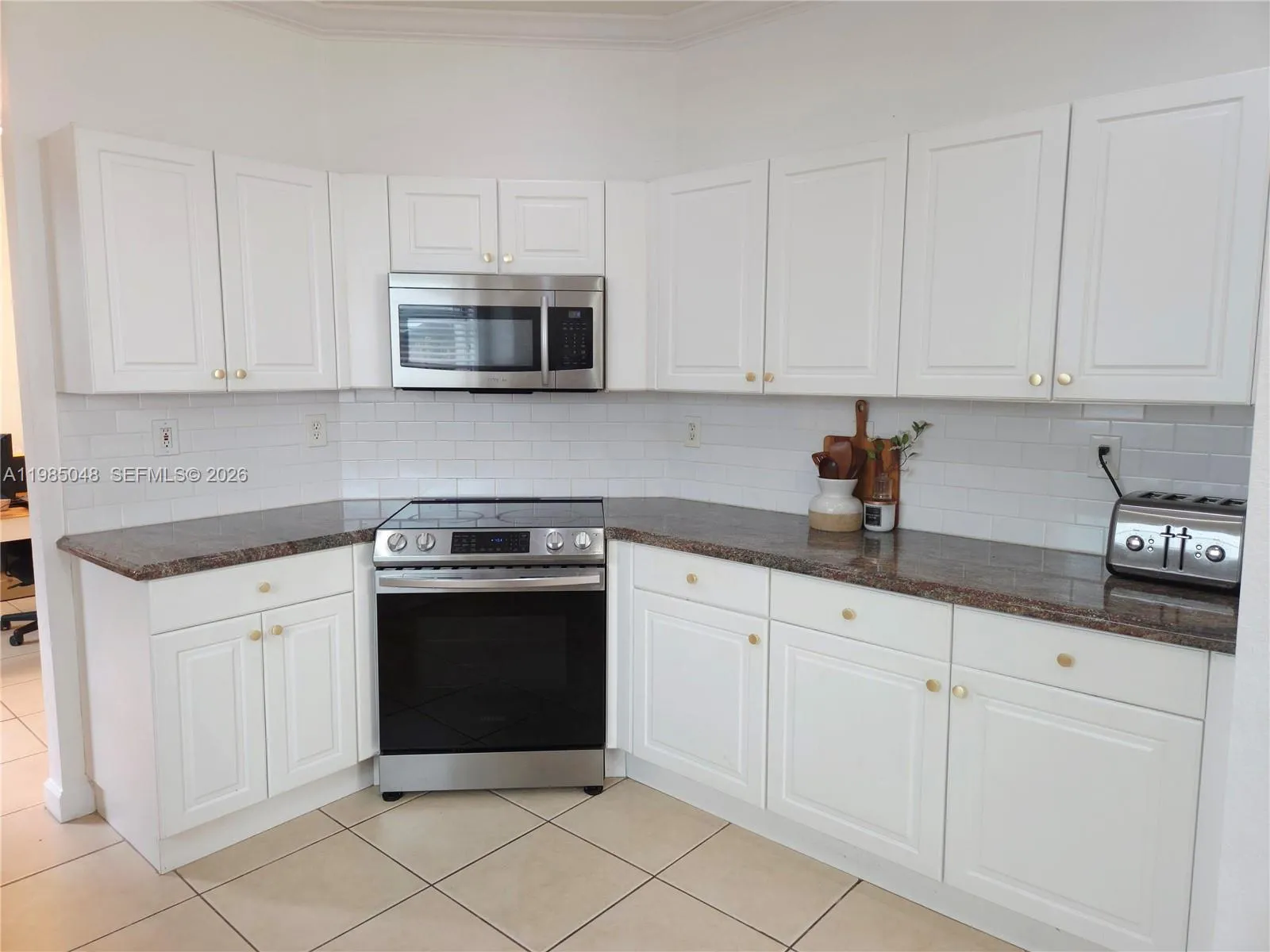 202 NE 36th Ter, Homestead FL 33033