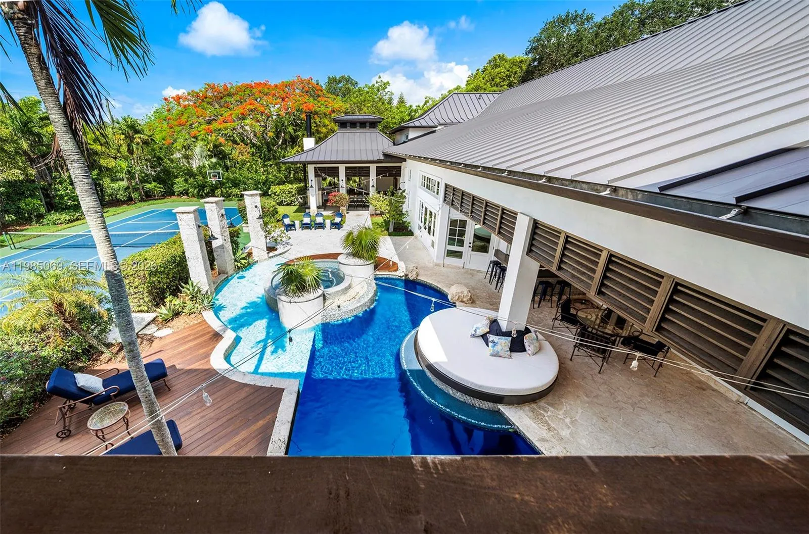 6700 SW 132nd St, Pinecrest FL 33156