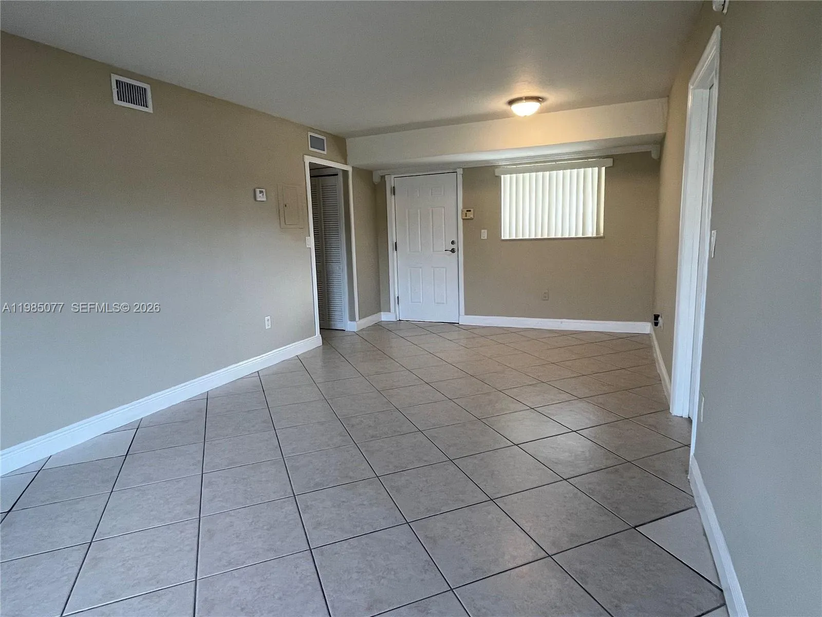 6091 W 22nd Ct # 101, Hialeah FL 33016