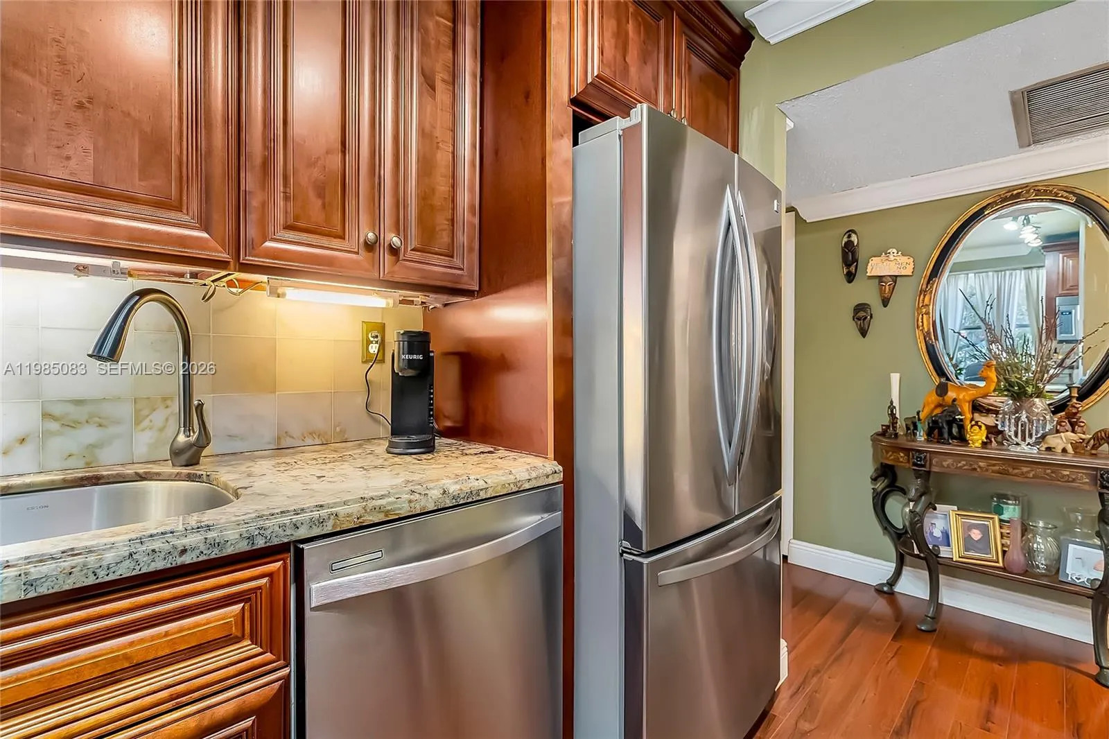 200 172nd St # 319, Sunny Isles Beach FL 33160