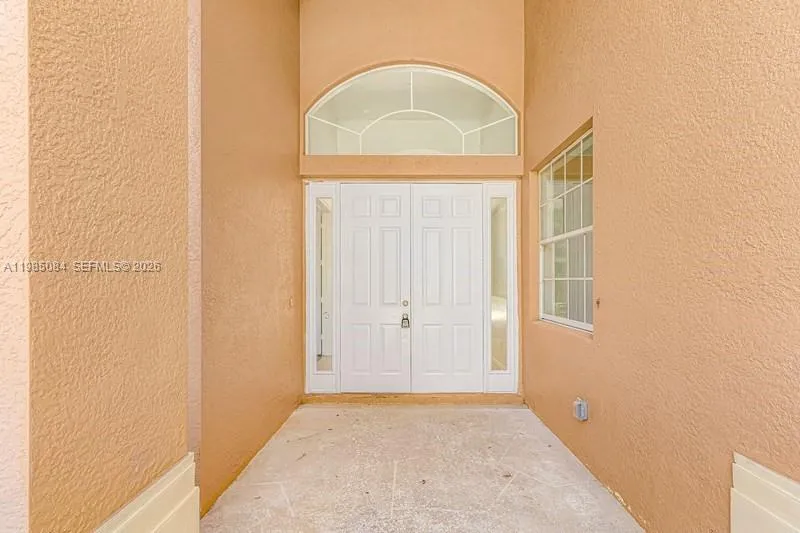 1440 16th Ave NE, Naples FL 34120