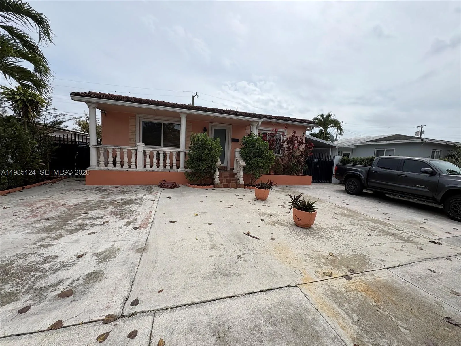 651 Tamiami Blvd, Miami FL 33144