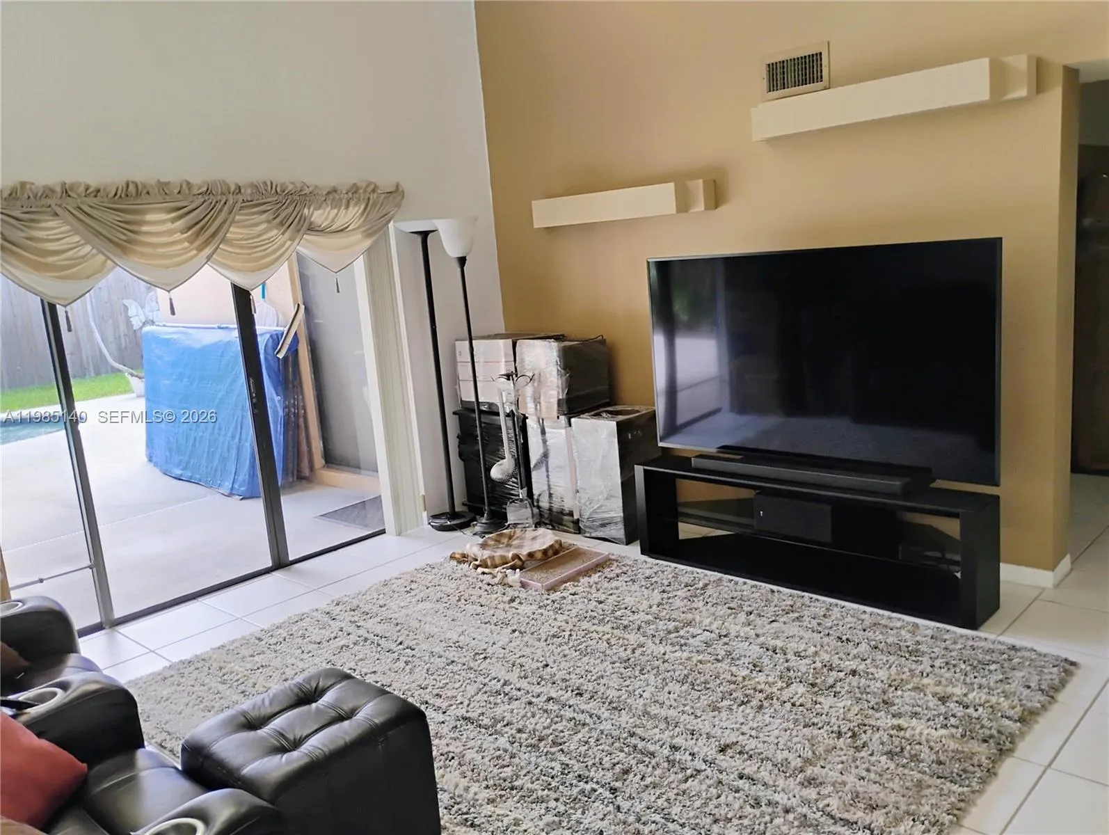 5920 York Ln, Davie FL 33331