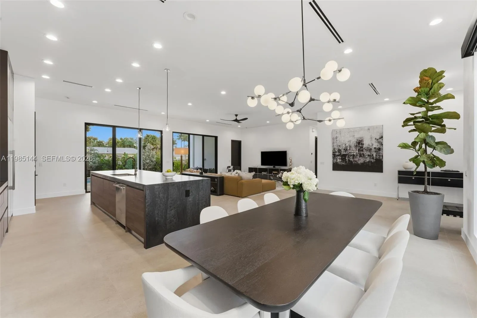 301 NE 27th Dr, Wilton Manors FL 33334