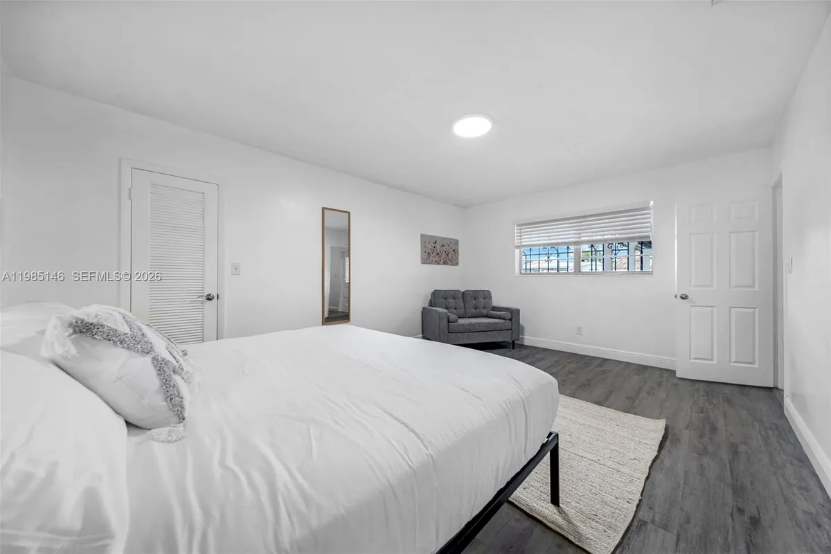 8420 Pasadena Blvd, Pembroke Pines FL 33024