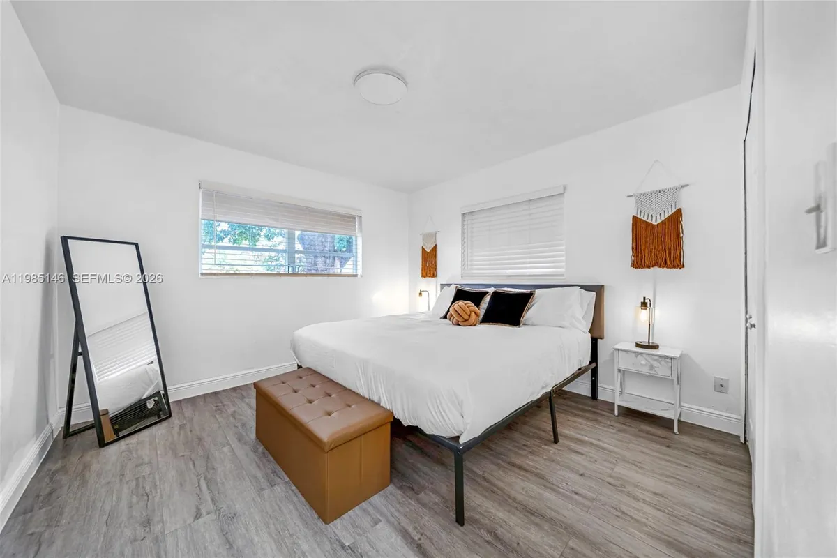 8420 Pasadena Blvd, Pembroke Pines FL 33024