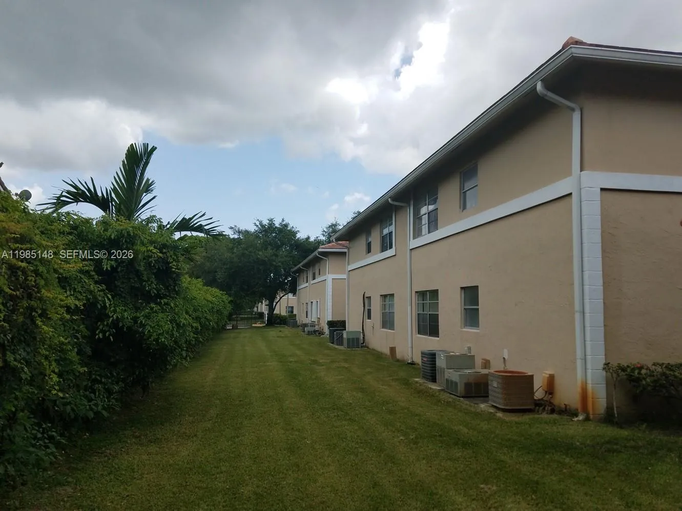 10040 Twin Lakes Dr # A, Coral Springs FL 33071