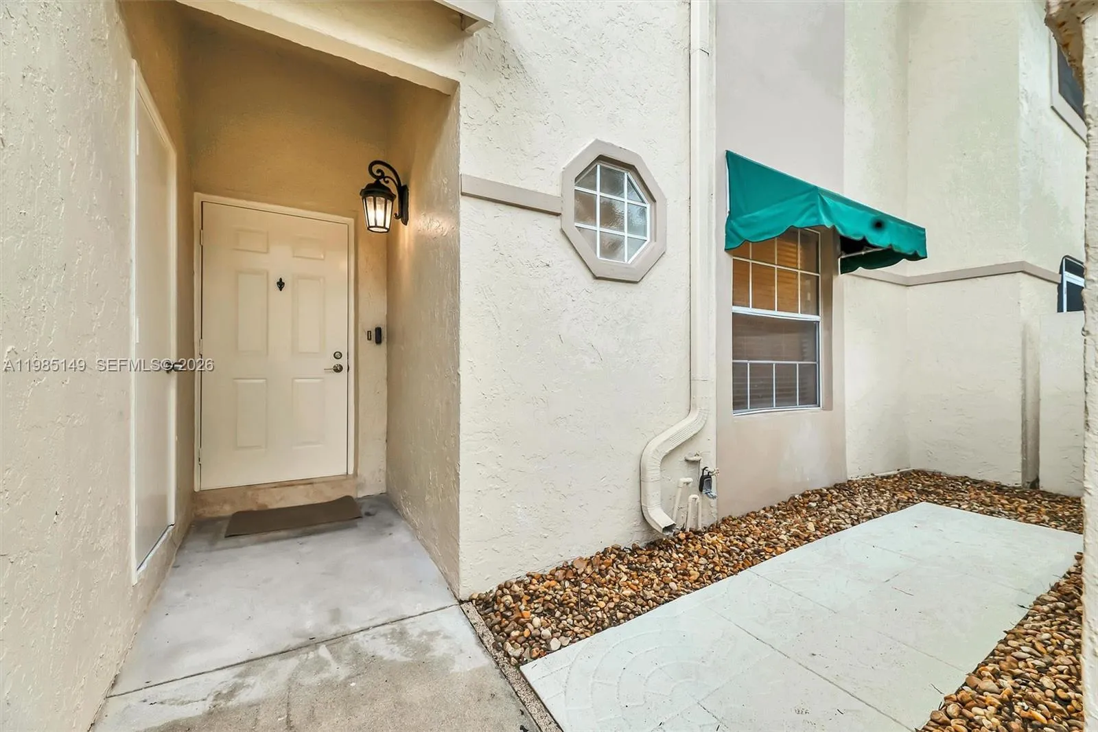 6538 Via Regina # 9, Boca Raton FL 33433